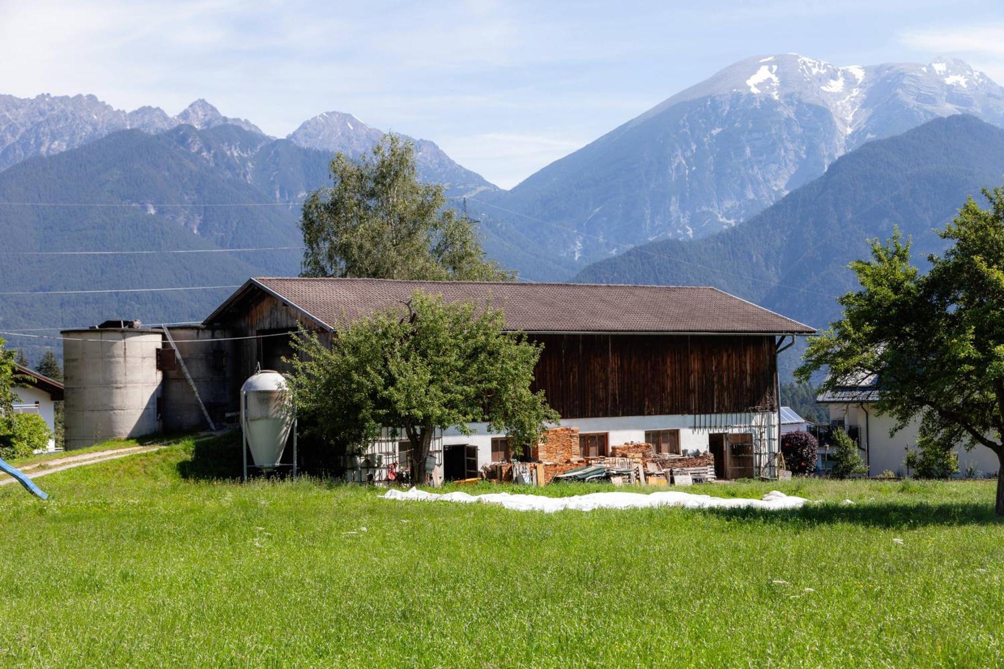 Gaestehaus Weber Oberperfuss Exterior photo
