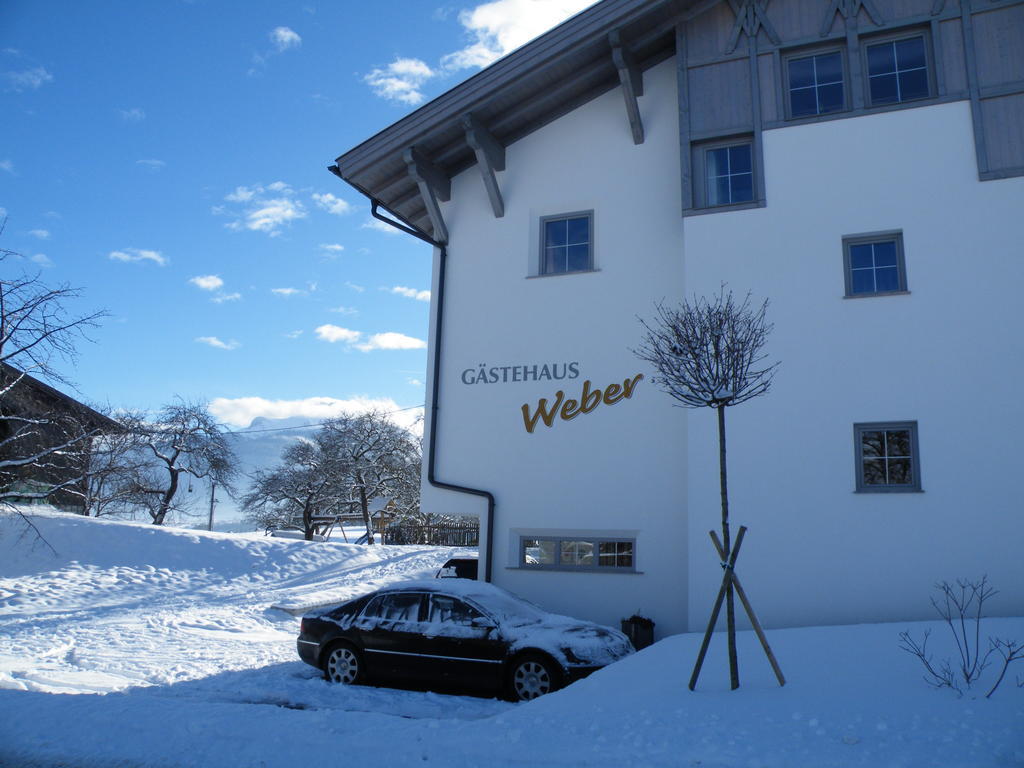 Gaestehaus Weber Oberperfuss Exterior photo